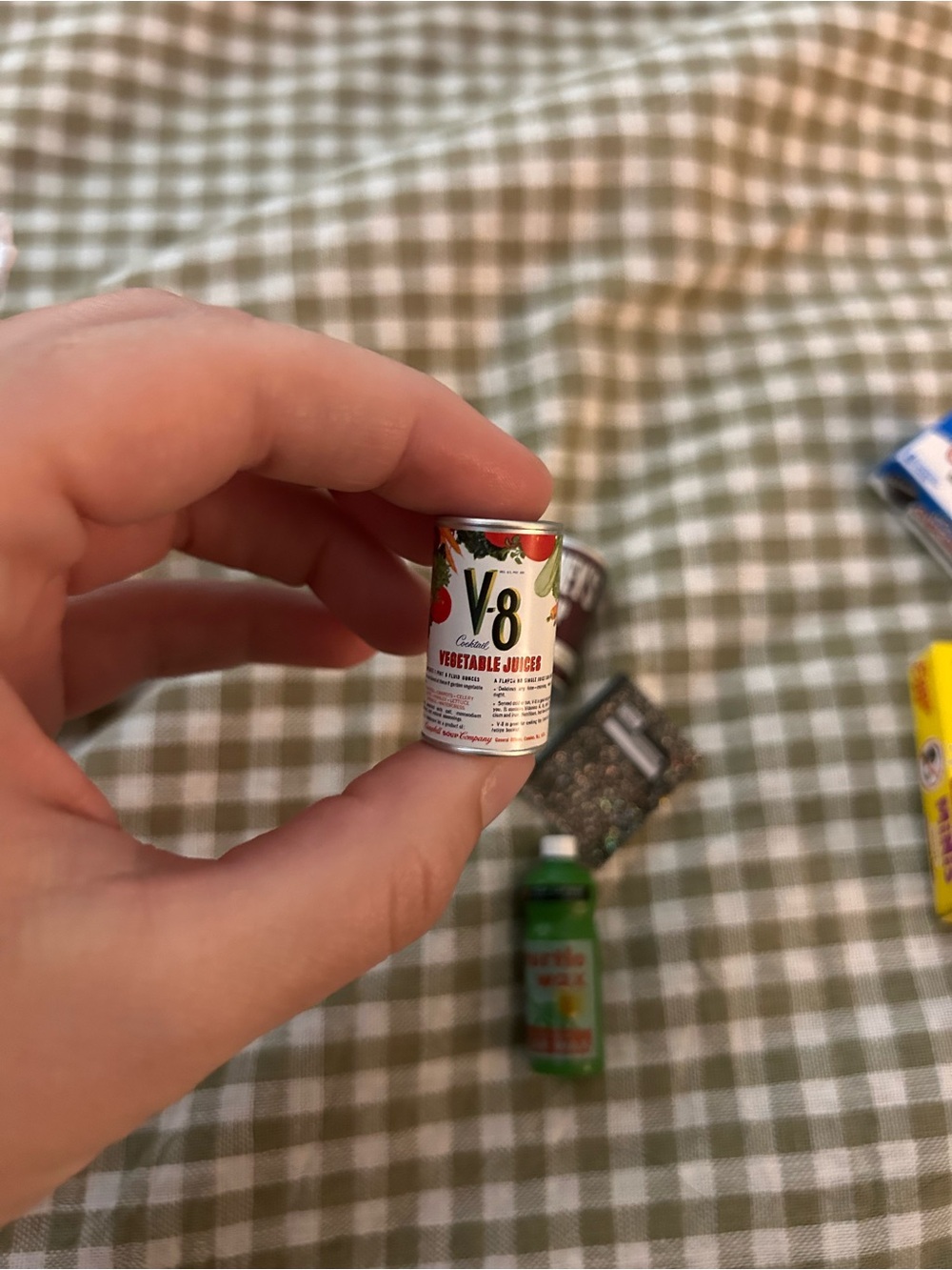 miniverse make it mini real brands V8 retro Vegetable Juice Mini Can